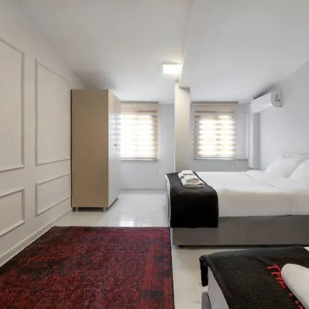 Cozy & Comfy Studio At Beyoglu - 39 *